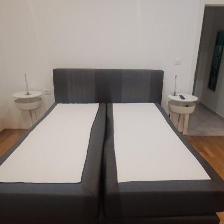 Apartment Kaza In Center, With Terrace, Private Parking, Step To The Sea Opatija Buitenkant foto