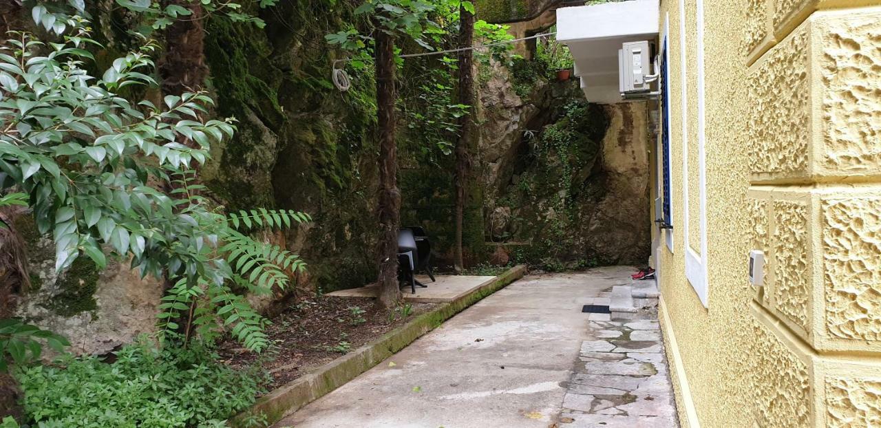 Apartment Kaza In Center, With Terrace, Private Parking, Step To The Sea Opatija Buitenkant foto