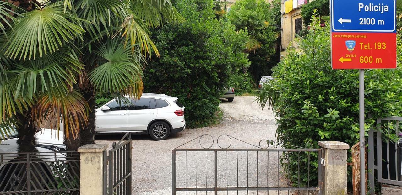 Apartment Kaza In Center, With Terrace, Private Parking, Step To The Sea Opatija Buitenkant foto
